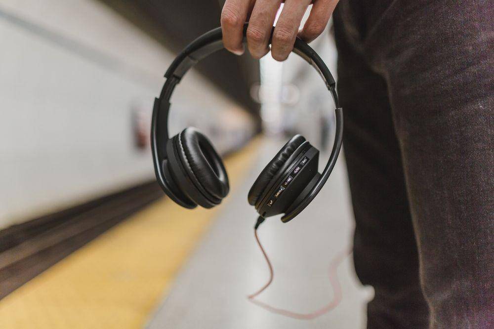 ilustrasi headphone (pixabay.com/StockSnap)
