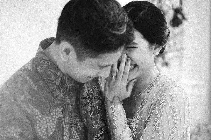 Momen mesra Alika Islamadina dan Raja Siregar (instagram.com/rajasiregar)
