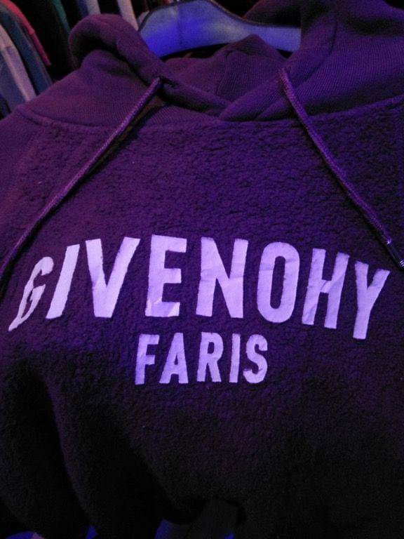 foto barang KW (twitter.com/ijulbalaga)