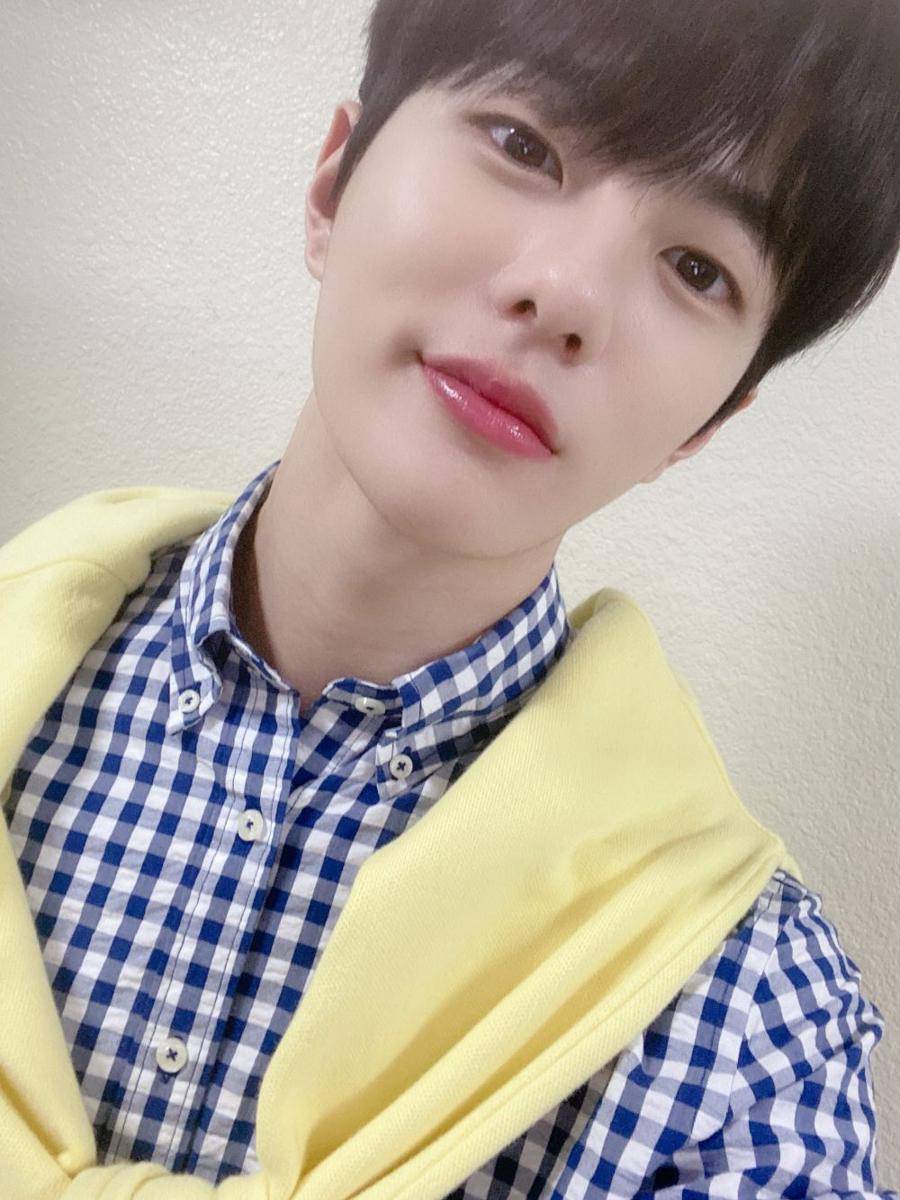 Bomin Golden Child (twitter.com/GoldenChild)