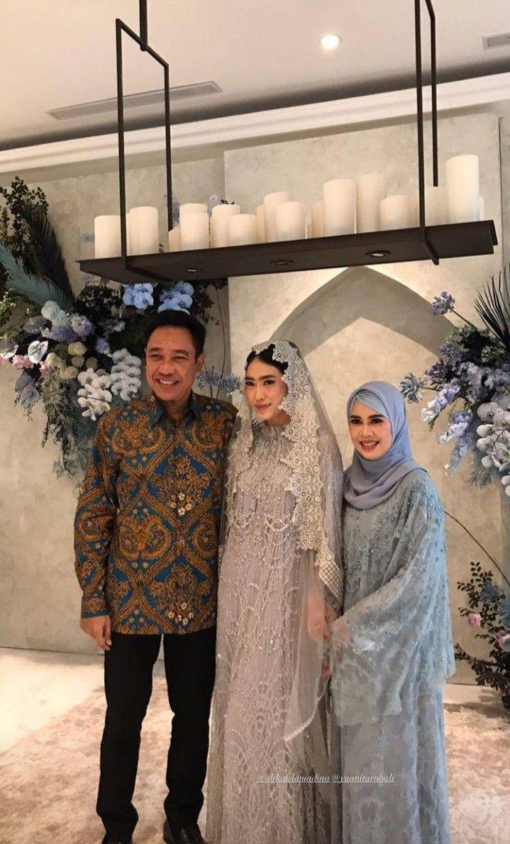 Gaya Keluarga di Siraman-Pengajian Alika Islamadina (instagram.com/dewangga__)