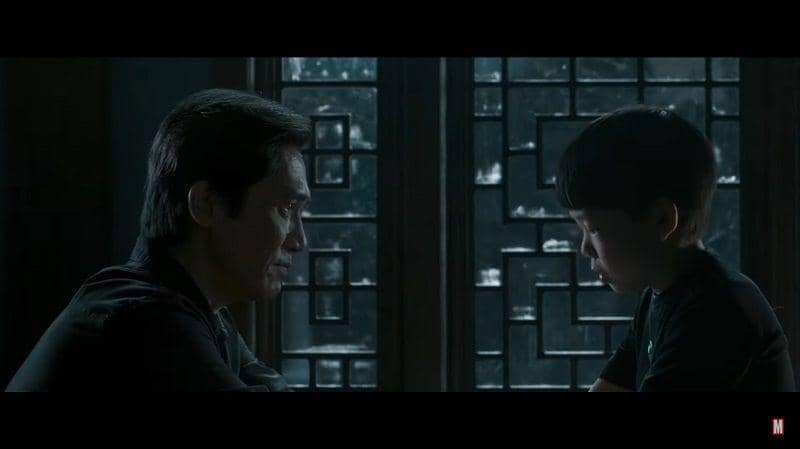 Wenwu dan Shang-Chi kecil. Dok. Marvel Studios