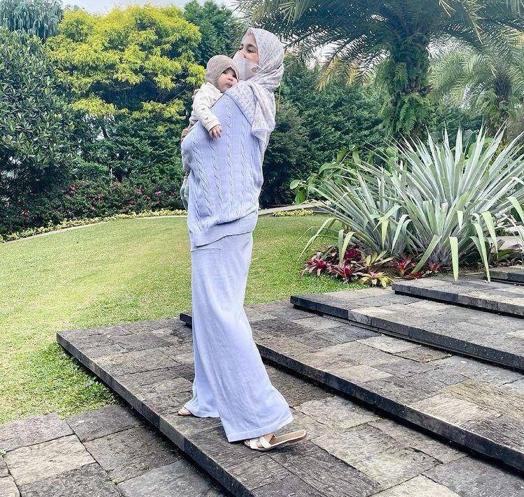 Shireen ( Instagram.com/shireensungkar)