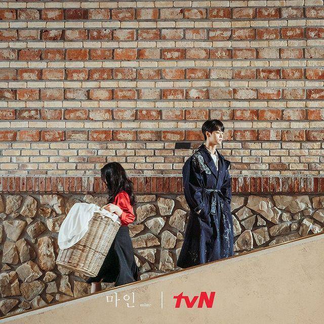 Han Soo Hyuk dan Kim Yu Yeon dari KDrama Mine (instagram.com/tvndrama.official)