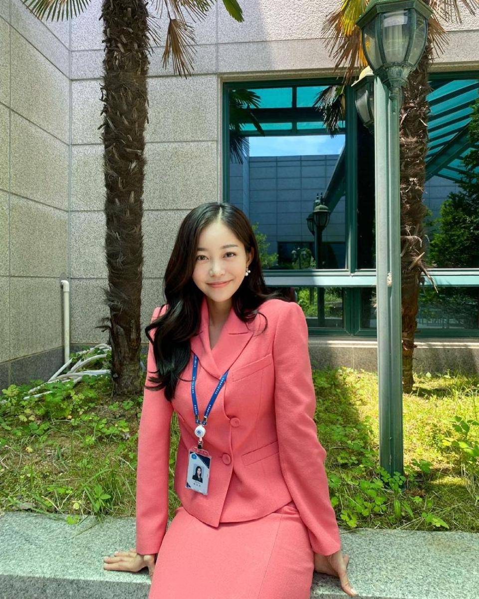 Kim Ga Eun (instagram.com/ggani8918)