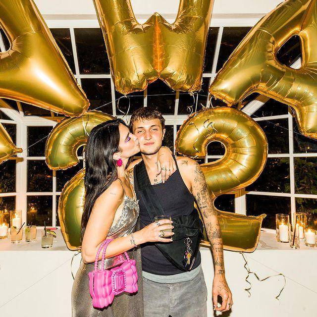 Perayaan ulang tahun Anwar Hadid (instagram.com/dualipa)