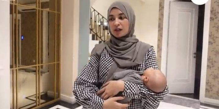 Shireen ( Youtube.com/sungkarfamily)