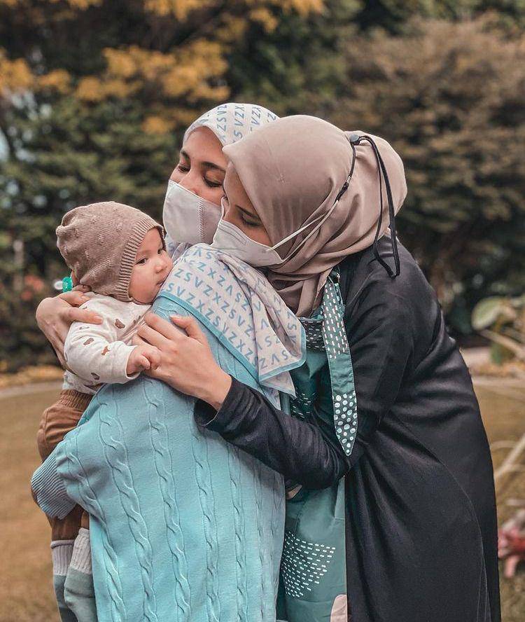 Shireen ( Instagram.com/zaskiasungkar15)