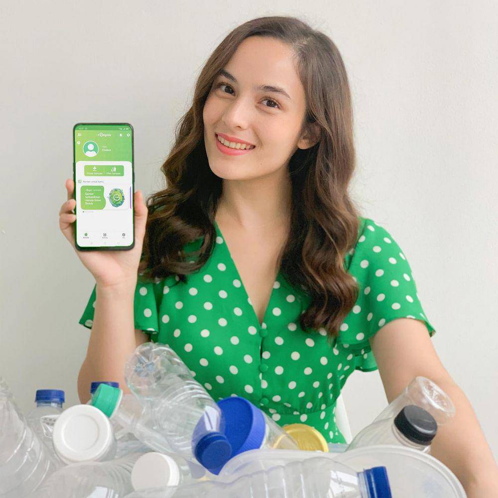 Chelsea Islan dan aplikasi eRecycle (instagram.com/chelseaislan)