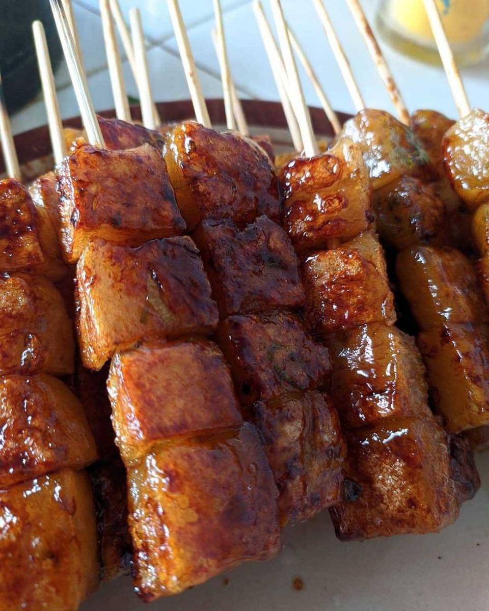 ilustrasi sate aci (instagram.com/numpangsaveresep.id)