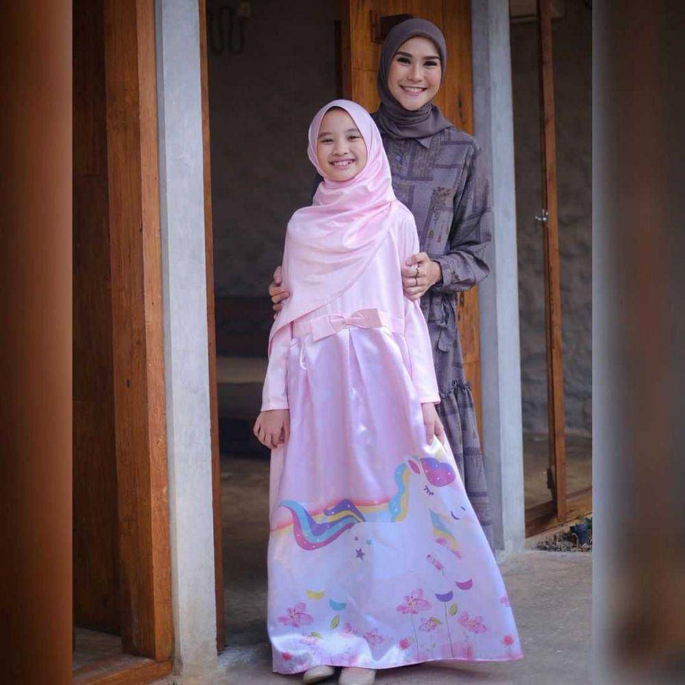 Kana Sybilla (instagram.com/zaskiadyamecca)