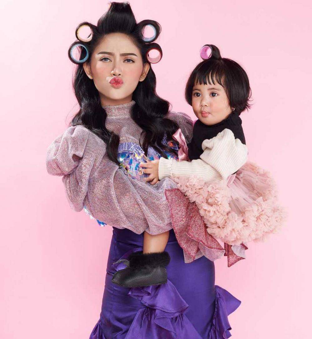 Aurorae Chava Al Hakim (instagram.com/rachelvennya)