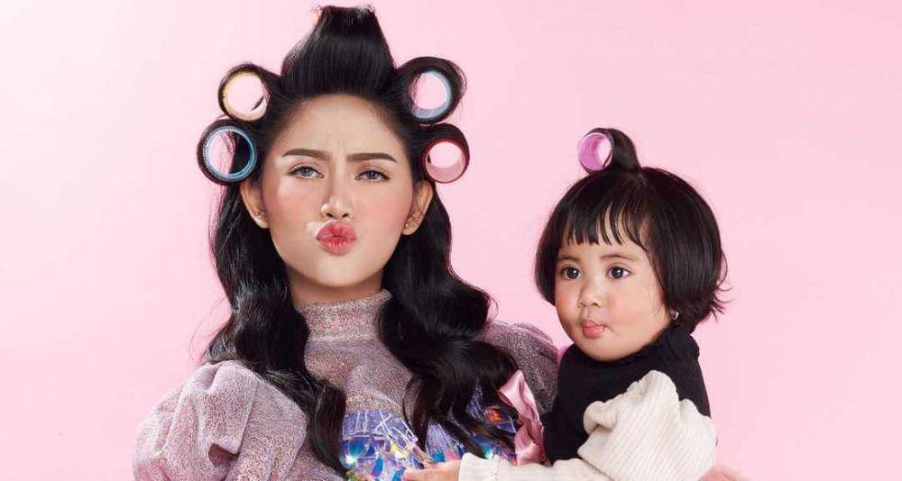 Aurorae Chava Al Hakim (instagram.com/rachelvennya)