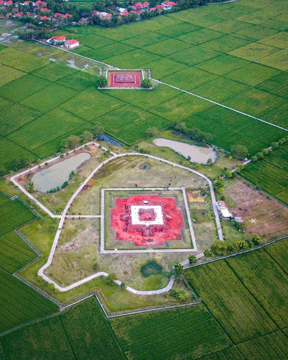 Area persawahan di sekeliling Candi Batujaya (instagram.com/alivikry)