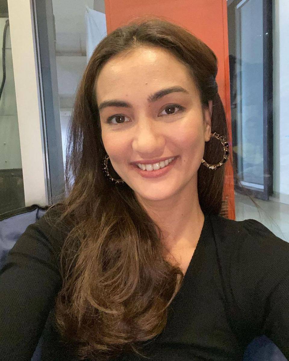 Atiqah Hasiholan (instagram.com/atiqahhasiholan)