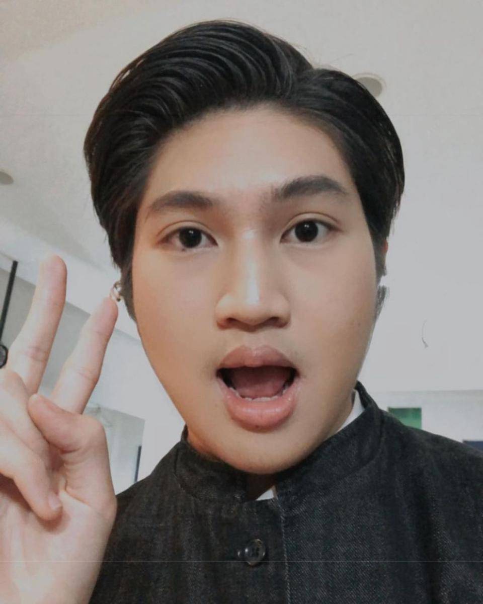 Fiki UN1TY (instagram.com/fiki_un1ty)