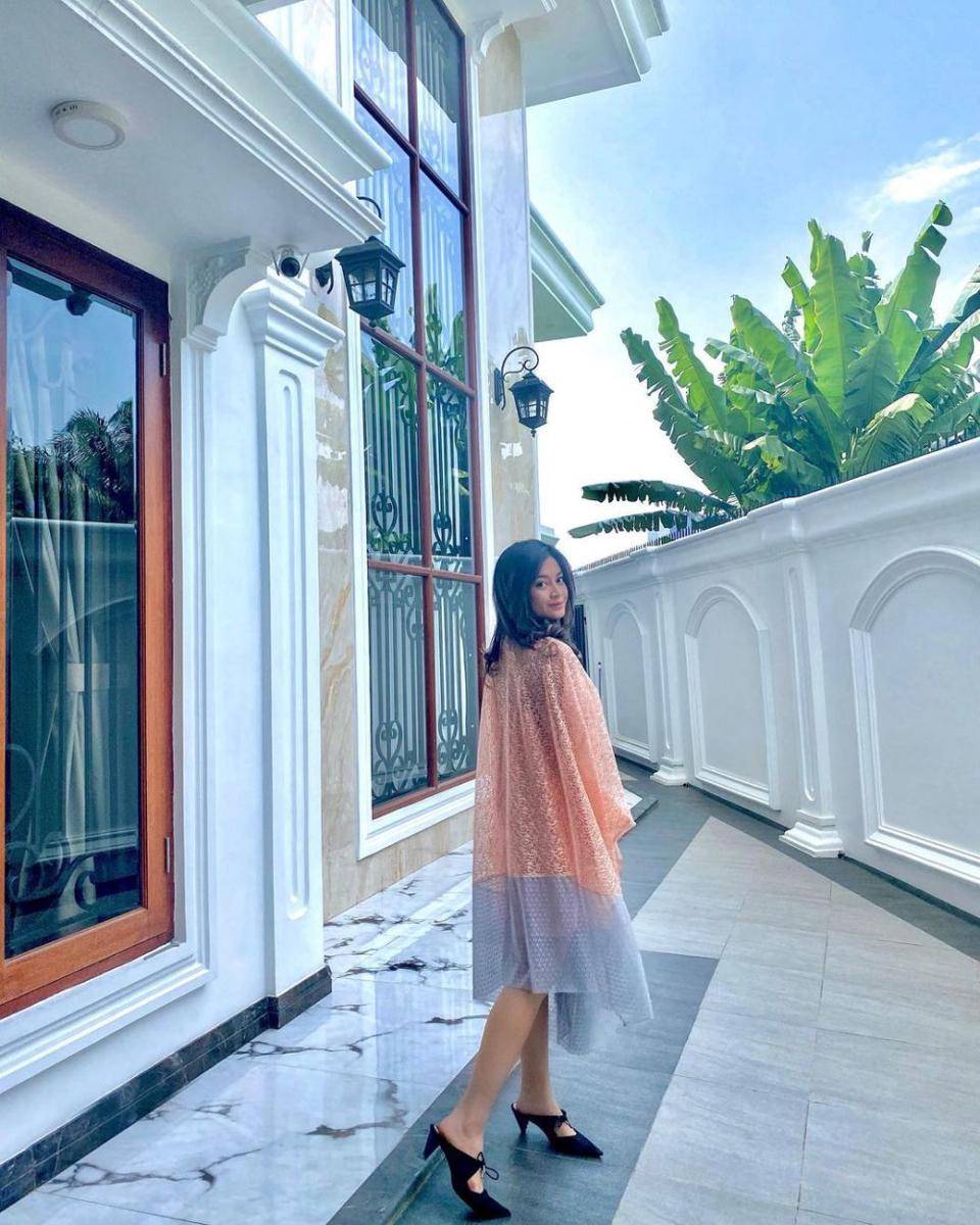 Yoriko Angeline (instagram.com/yorikooangln_)