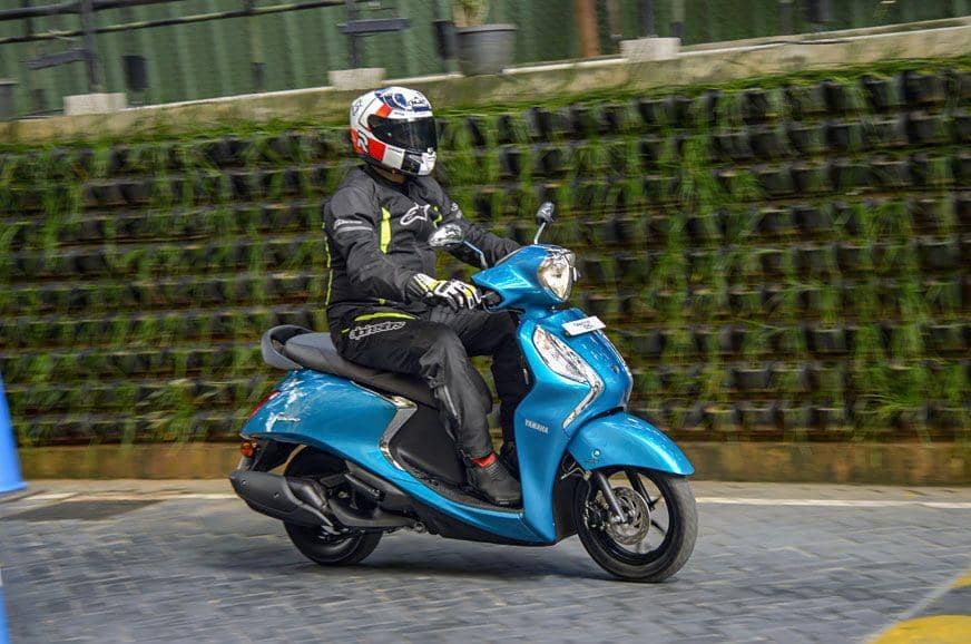 Yamaha Luncurkan Fascino 125, Skuter Hybrid Bergaya Eropa