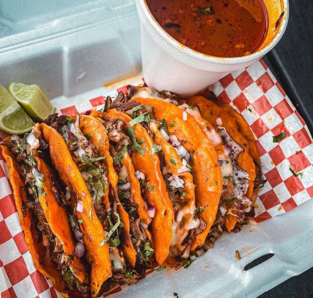 tacos (instagram.com/behind_themenu)