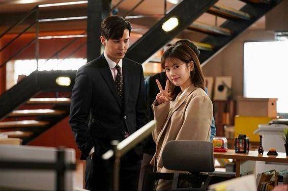 Potret Jung Somin dan Kim Ji Seok (instagram.com/somin_jj)