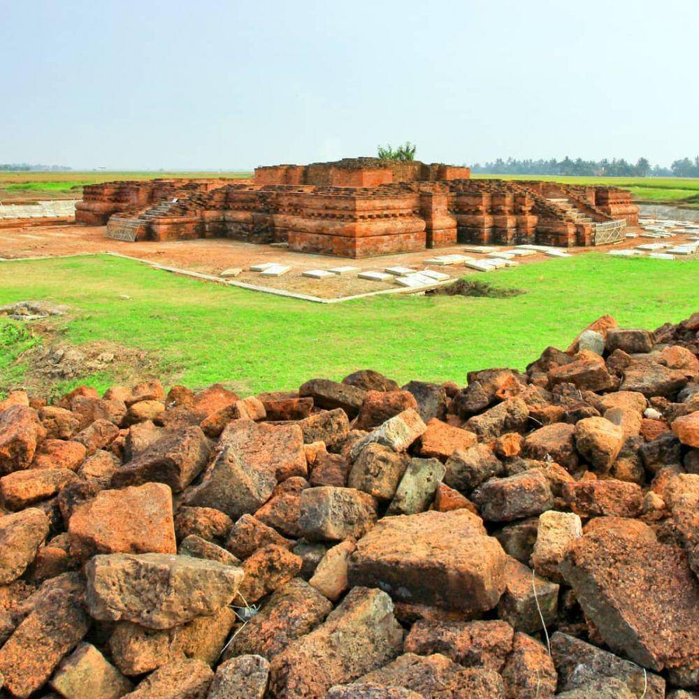 Bagian bawah candi yang ditemukan (instagram.com/jabartourism)