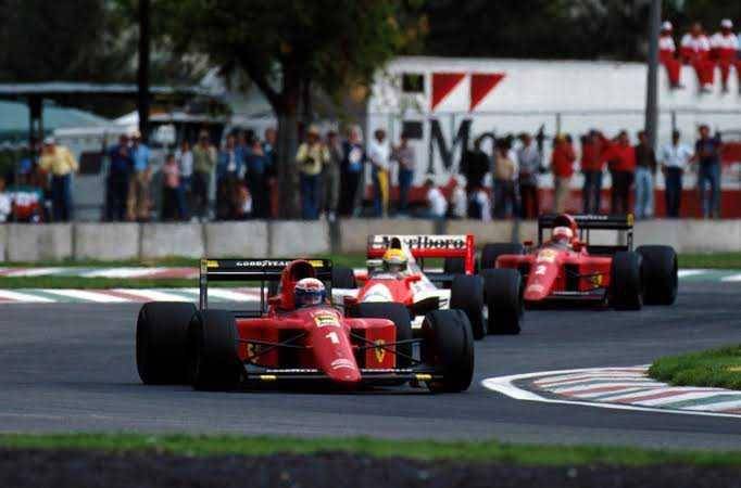 Alain Prost pada GP Meksiko 1990 (f1experiences.com)