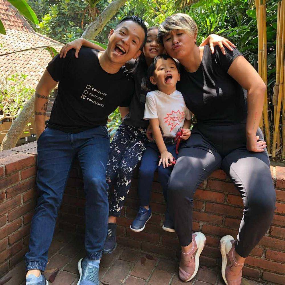 potret kocak keluarga Ernest (instagram.com/meiranastasia)