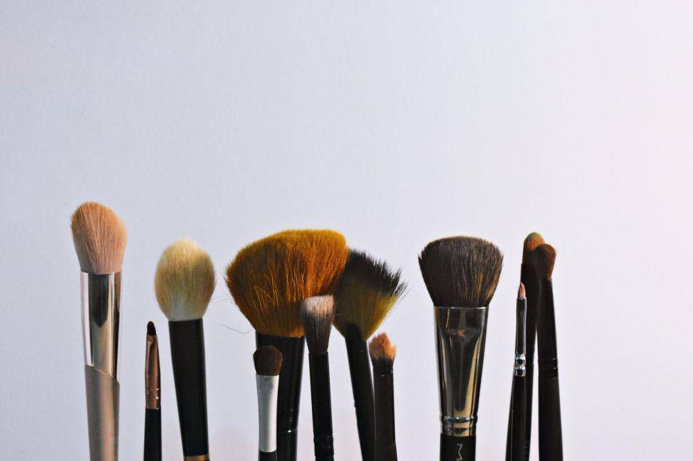 Makeup brush (Pexels.com/Dids)