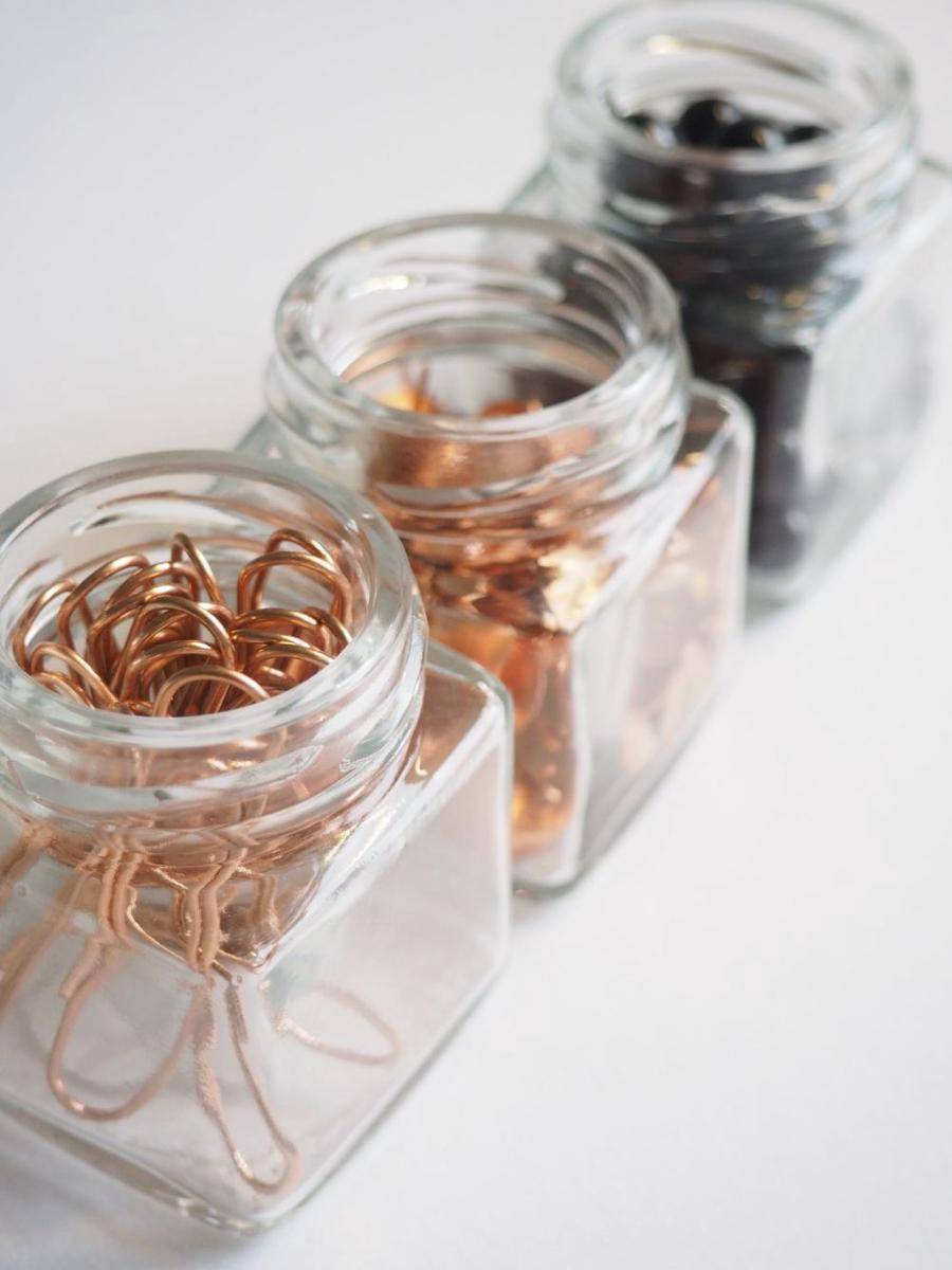 Ide storage jar dari sampah wadah skincare (Pexels.com/Jess Bailey Designs)