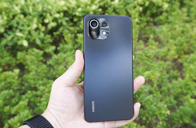 Xiaomi Mi 11 Lite (gizmochina.com)