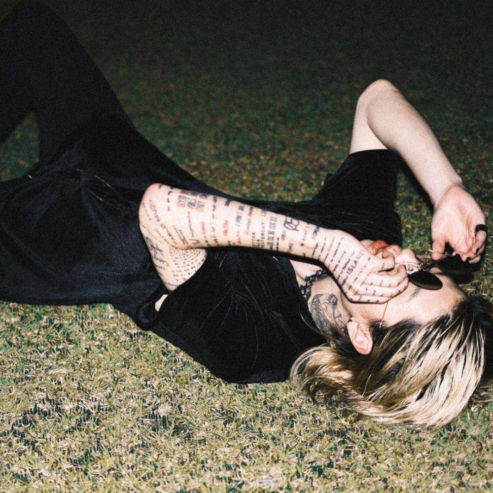 Ash Island (instagram.com/ash.island)