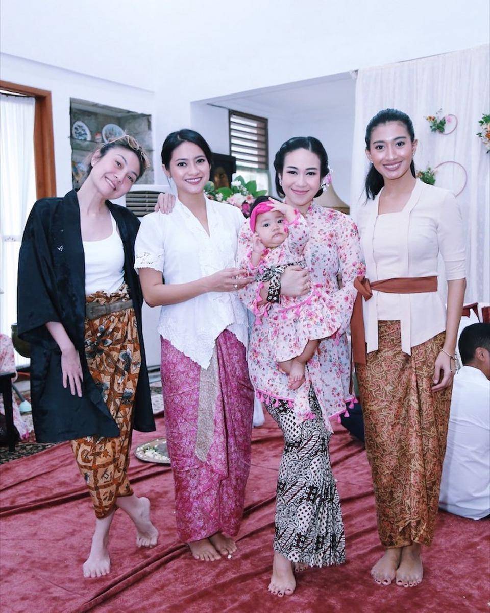 Fitrie Rachmadhina (instagram.com/fitrierachmadhina/)