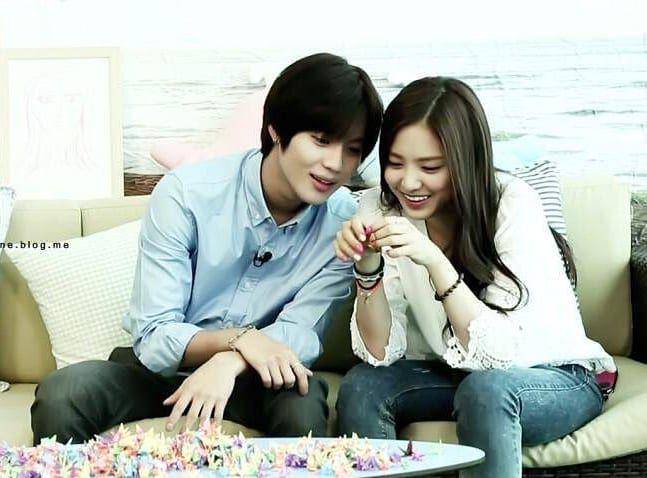 Taemin dan Naeun (instagram.com/momnda_)