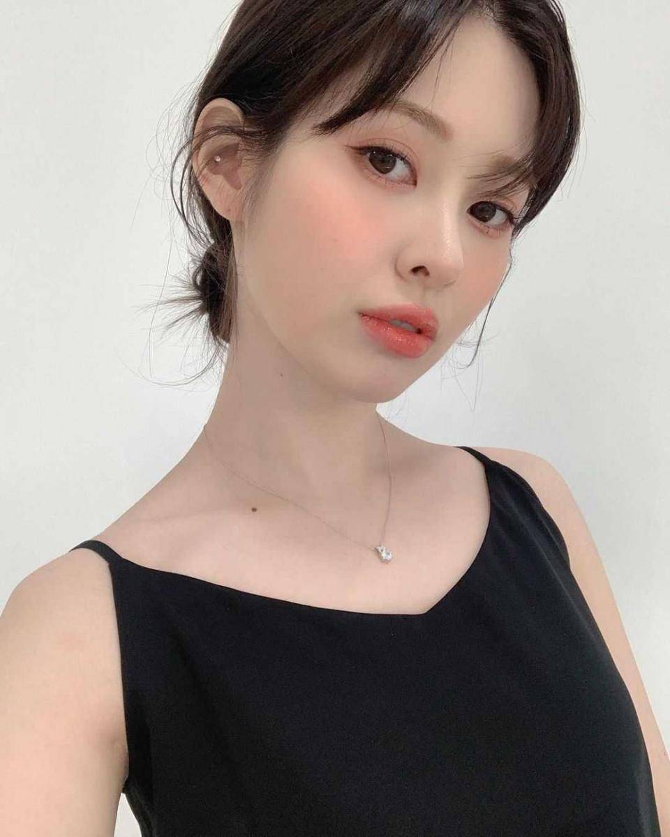 Yebin DIA (instagram.com/yeb1n_100)
