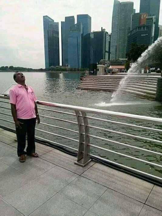 foto aneh (twitter.com/acarylic)