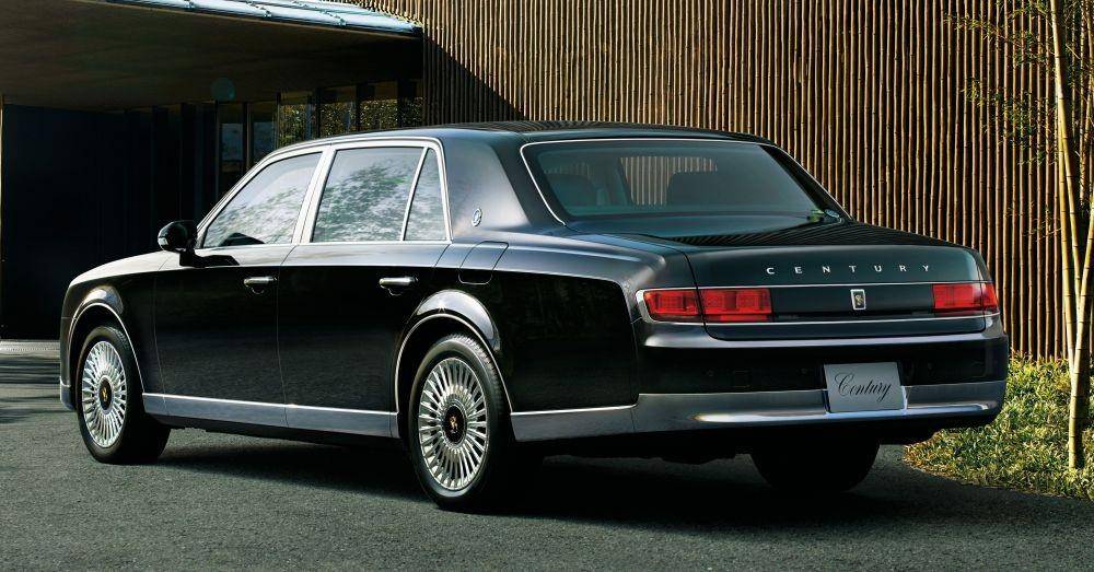 Toyota Century (paultan.org)