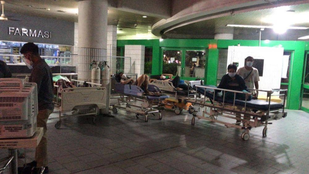 RS COVID-19 di Jatim Nyaris Kolaps, PERSI Usul Tambah RS Lapangan