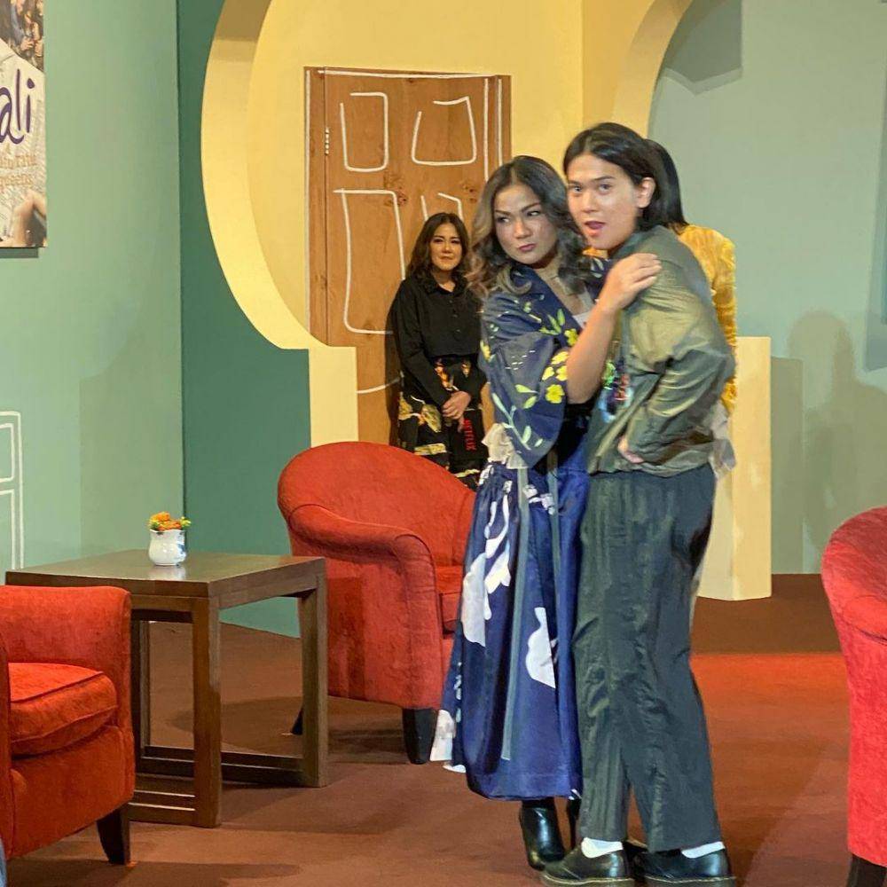 Iqbaal Ramadhan dan Nirina Zubir (instagram.com/iqbaal.e)