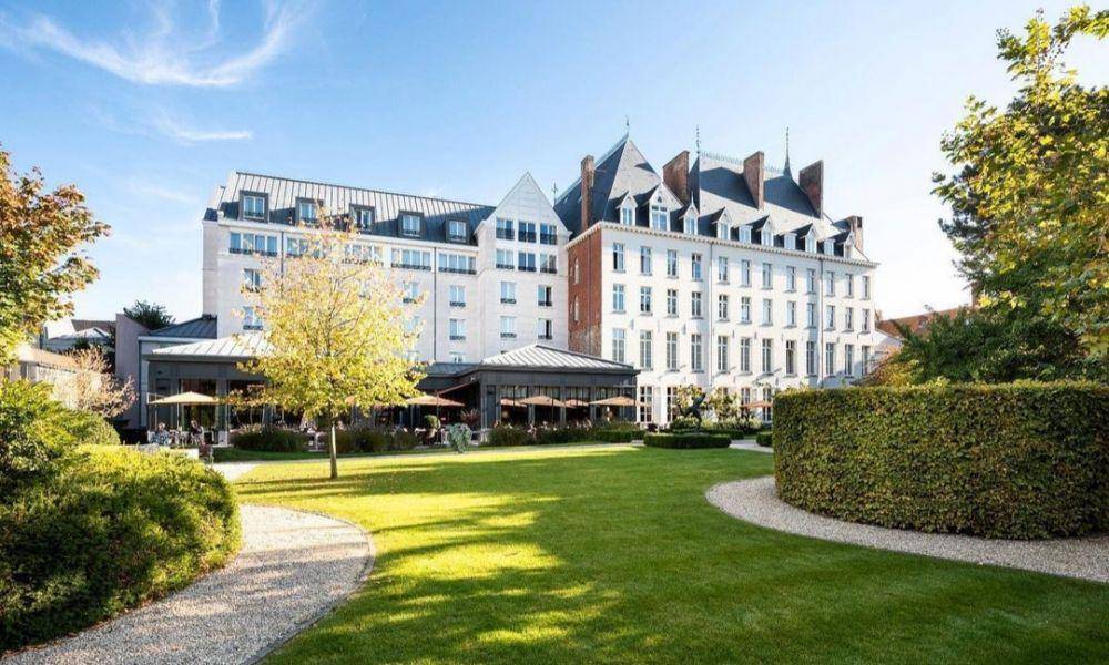 Hotel Dukes’ Palace (instagram.com/hoteldukespalace)