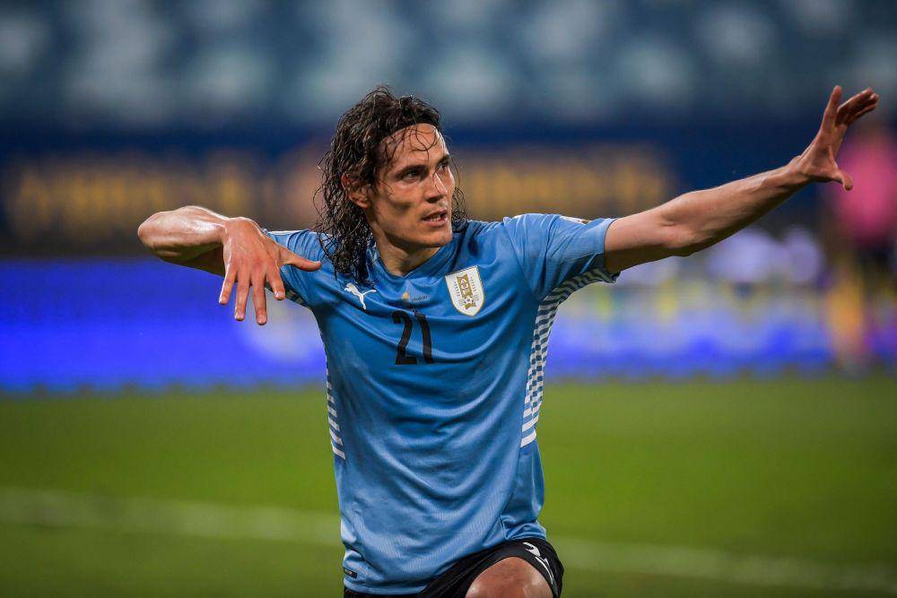 Edinson Cavani (twitter.com/brfootball)