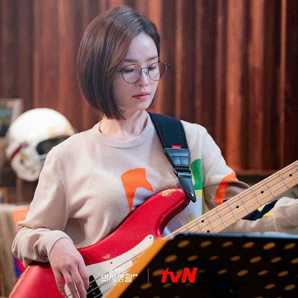 Jeon Mi Do di Hospital Playlist 2 (instagram.com/hospitalplaylist_official)