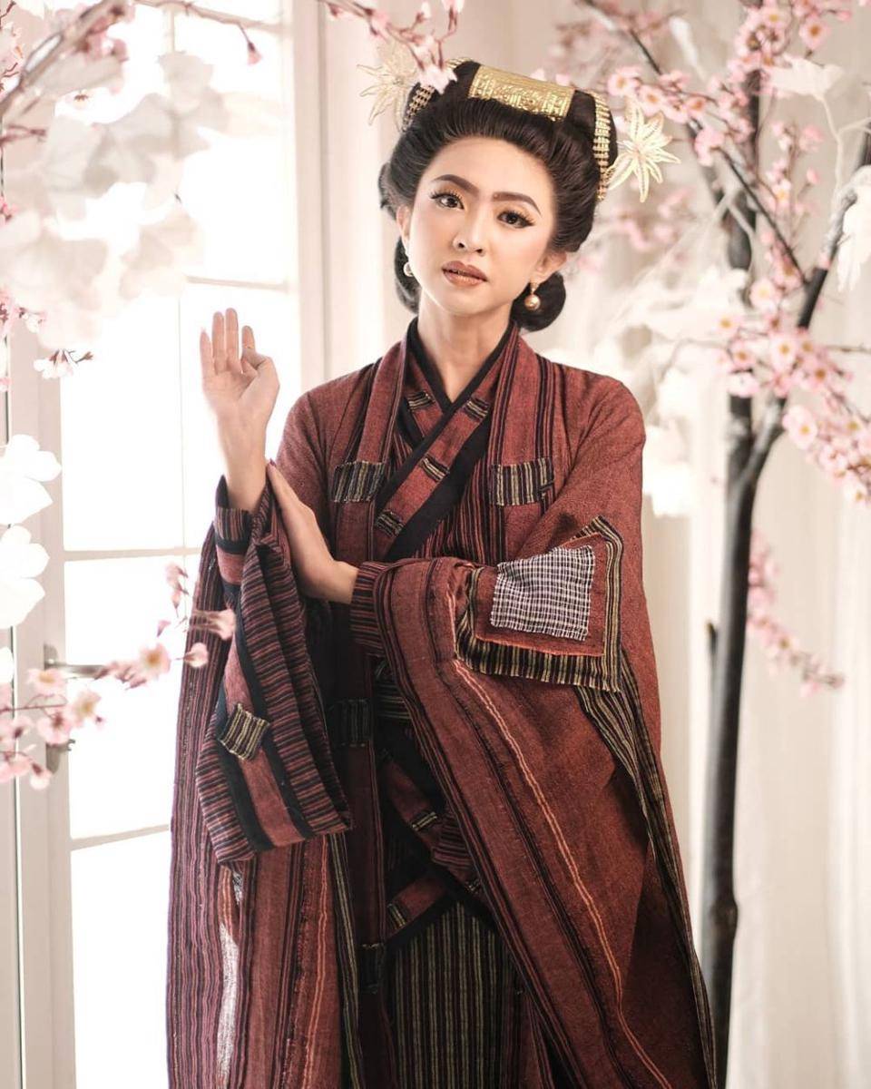 Eka Nusa Pertiwi (instagram.com/ekanusapertiwi)
