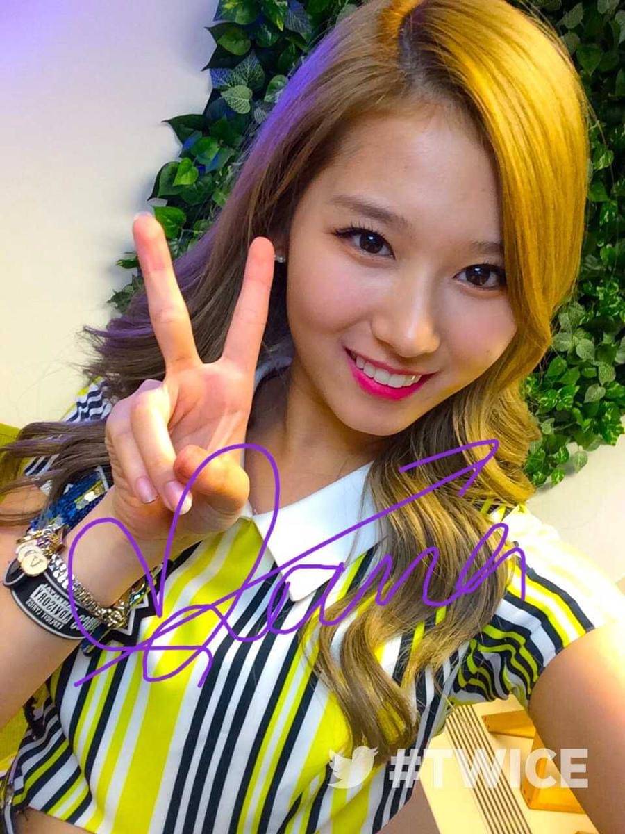 Sana TWICE (twitter.com/JYPETWICE)