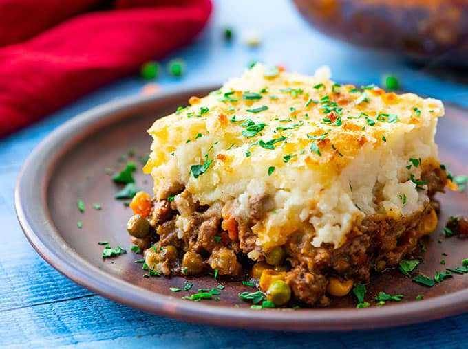 irish sheperds pie (thewholesomedish.com)