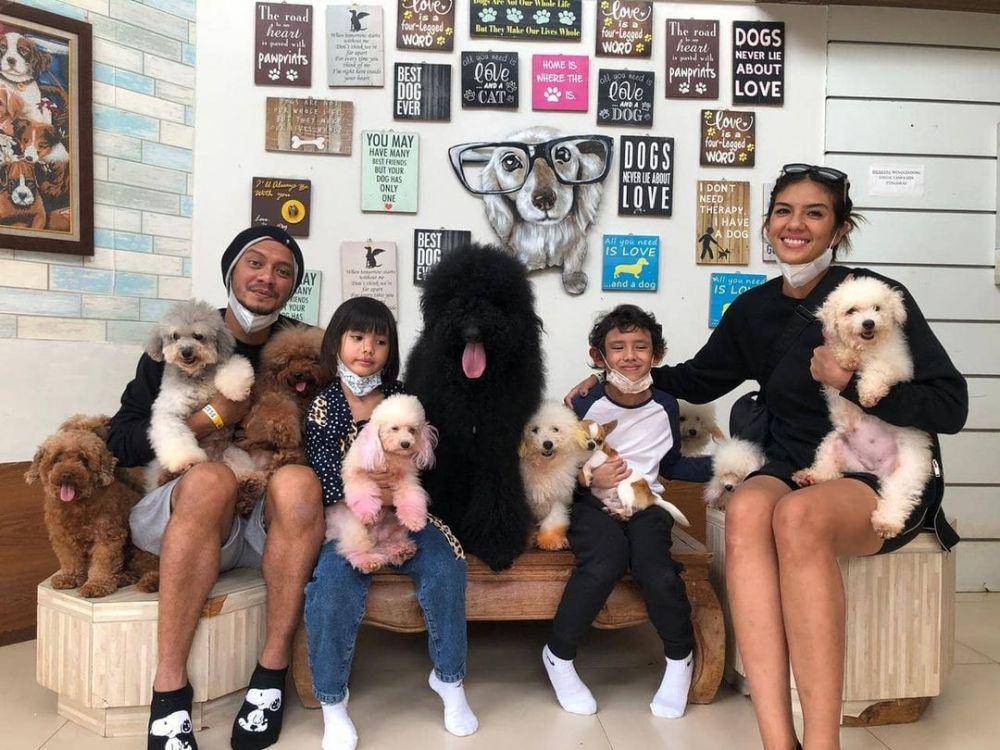 keluarga Eno Netral dan Nadila Ernesta (instagram.com/nadila_ernesta)