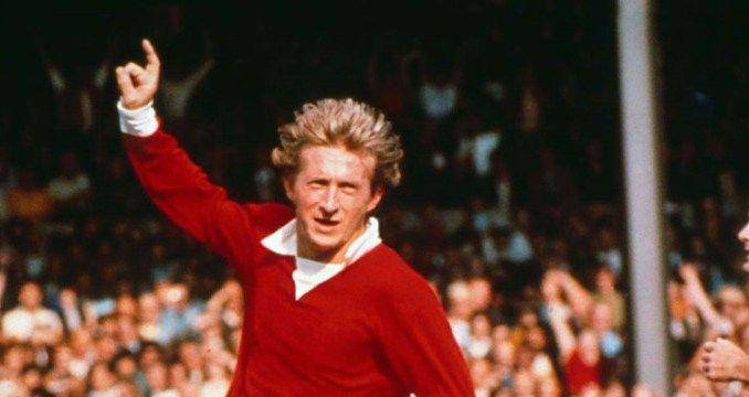 Denis Law (siralexfergusonway.com)