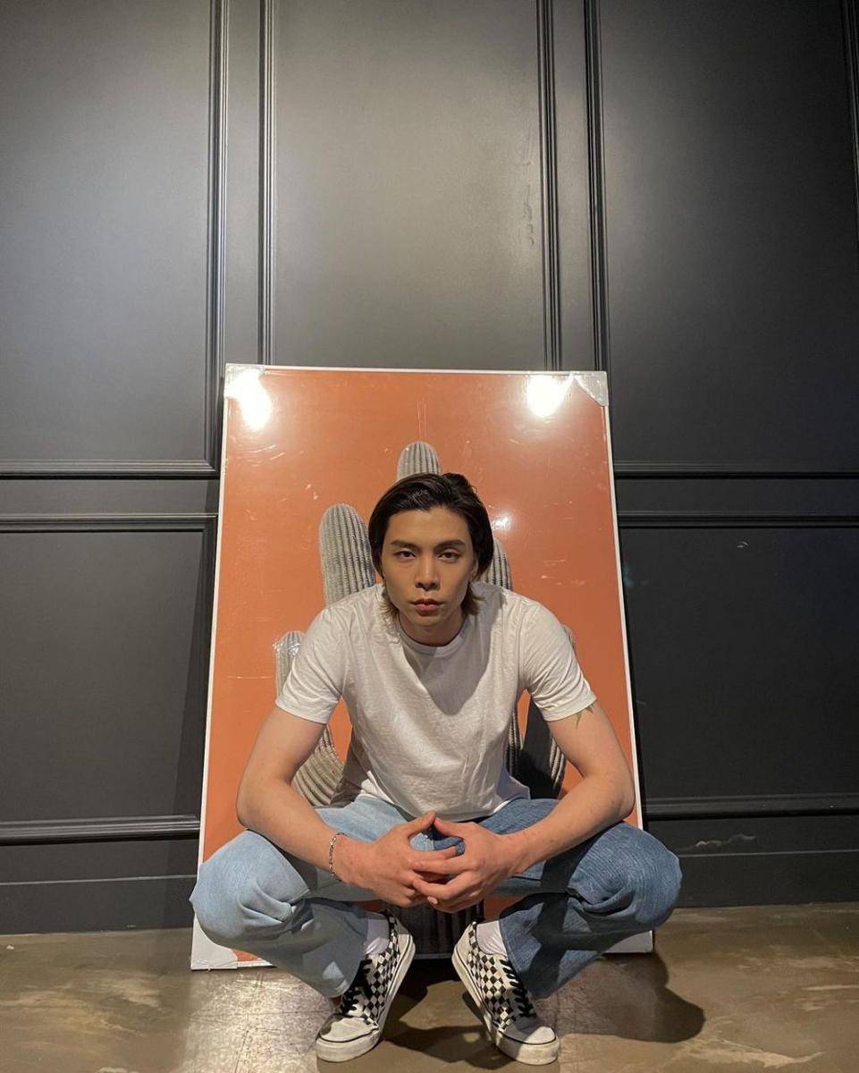 Johnny NCT (instagram.com/johnnyjsuh)