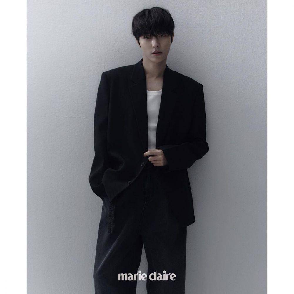 Hwang In Yeop (instagram.com/hi_high_hiy)