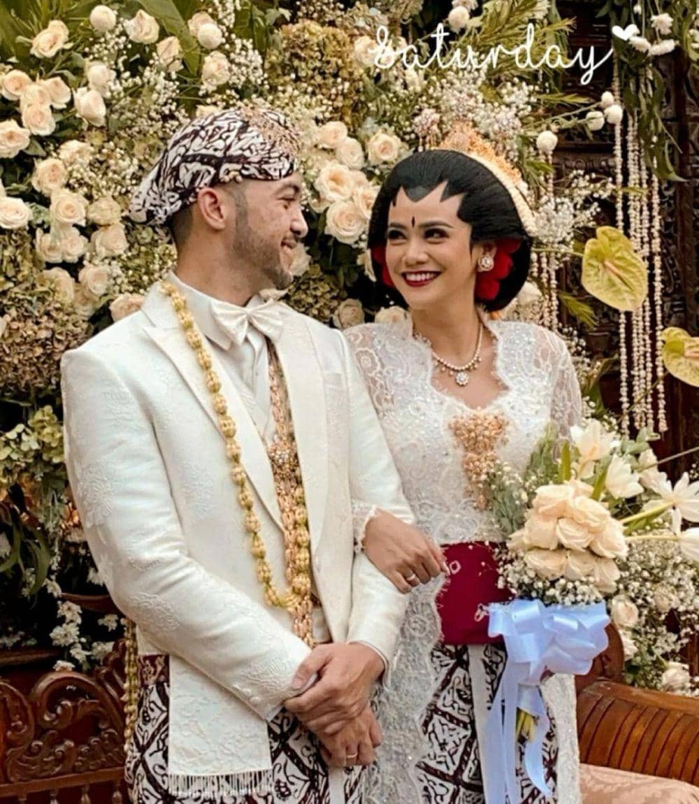 Indah Indriana (instagram.com/ociehanfei)