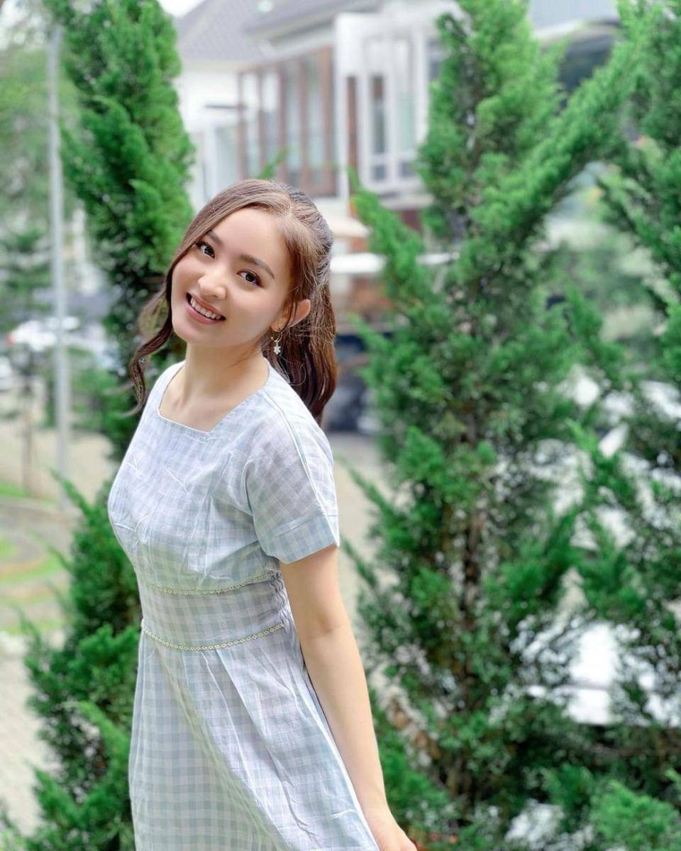 Natasha Wilona (instagram.com/natashawilona12)